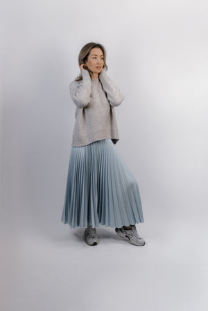 Wool-Blend Sweater in Light Blue – Warmth and Style for Everyday Wear