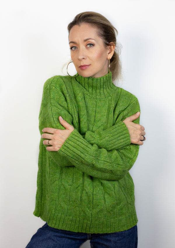 Sweter z Wysokim Golfem, Zielony, Must-Have na Chłodne Dni
