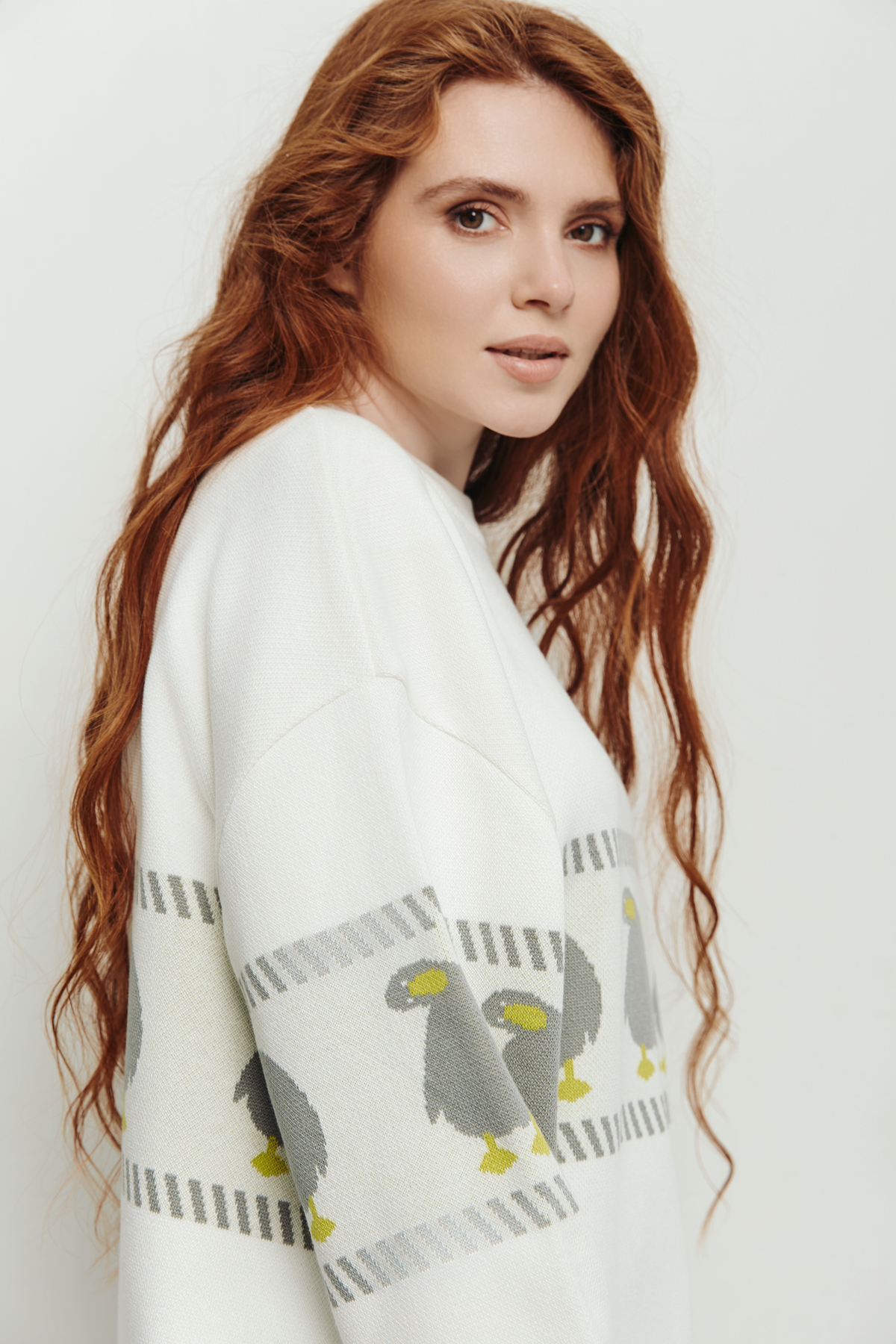 Sweter w Gęsi, Mleczny
